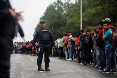 AS Ancam Turunkan Tentara Jika Meksiko Tak Hentikan Rombongan Imigran Amerika Tengah