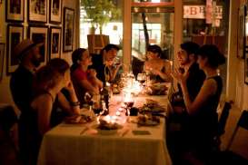 5 Alasan Mengapa Makan Malam Bersama Keluarga Harus Dipertahankan