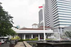 Anies Mundurkan Jam Pulang Bis Pegawai Balai Kota Jakarta