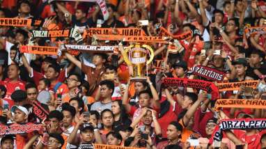 Pesta Persija Juara Liga 1: Jakmania Coret Bus TransJakarta, Dilaporkan ke Polisi