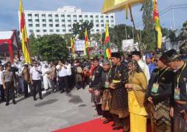 Lembaga Adat Melayu Riau Berikan Gelar Datuk Seri Setia Amanah Negara Bagi Presiden Jokowi