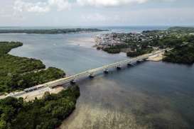 Kalbar dan Kalteng Kaji Bangun Jembatan Penghubung