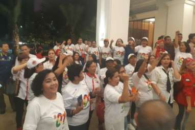 Ibu-Ibu Dari Solo : "Jokowi-Amin Satu Periode Sudah Terbukti!"