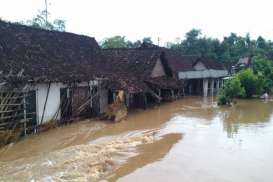 Banjir Melanda Madiun, 6.000 Warga Harus Mengungsi