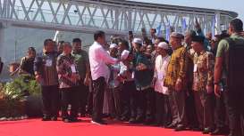 Saat Presiden Jokowi 'Ditodong' Perpanjang Runway Bandara di Sibolga