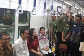 Chelsea Islan Naik MRT, Duduk Diapit Jokowi dan Iriana