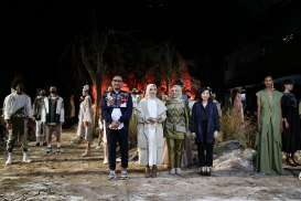 4 Desainer Fashion Rhapsody Suarakan Alam Lewat ‘Harmoni Bumi’