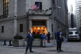 Wall Street Melemah Tunggu Hasil Negosiasi AS-China