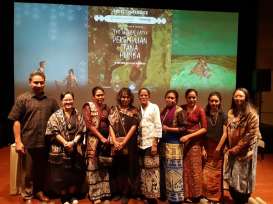 Film Dokumenter The Woven Path Gambarkan Nasib Perempuan Sumba di Balik Belis