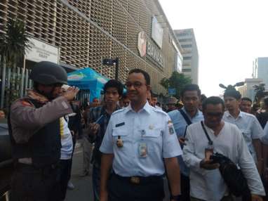 Anies Datangi Lokasi Demo Bawaslu, Harap Jakarta Besok Kembali Normal