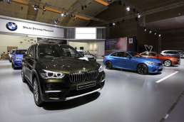 Belum Ada Regulasi, BMW Tetap Jual Mobil Listrik di GIIAS 2019