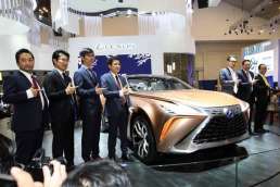 Perdana di Asia, Lexus Pamerkan LF-1 di Ajang GIIAS 2019