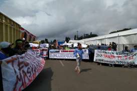 PLTU Cilacap Biang Polusi Udara, Warga Geruduk Kantor Bupati Cilacap