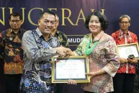 KAI Raih Penghargaan Anugerah Manajemen Informasi Arus Mudik 2019