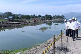 Presiden Jokowi Tinjau Rencana Pembangunan Jembatan Tano Ponggol di Samosir