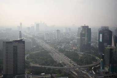 Polusi Udara Jakarta Parah, Jokowi Minta Anies Supaya Transportasi Umum Pakai Kendaraan Listrik