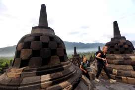 Kunjungi Magelang, Jokowi Bersepeda di Sekitar Candi Borobudur