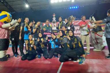 Unisri Surakarta Juara Putra Livoma, UNS Juara Putri