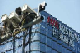 China Selidiki Bos Hikvision, Harga Saham Amblas