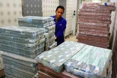 Rupiah Dibuka Melemah Jelang Rilis Suku Bunga BI