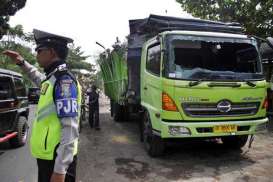 Truk dan Bus Terlibat Kecelakaan di Lingkar Timur Cianjur
