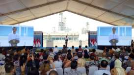 Jokowi Tegaskan bakal Terus Beri Ruang Investasi Petrokimia