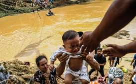 RNI Salurkan Bantuan ke 6 Kabupaten/Kota Terkena Banjir