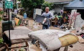 Banjir Jakarta Hasilkan Sedikitnya 50 Ribu Ton Sampah