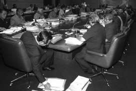 Historia Bisnis: Setan Gundul di Sidang Kabinet Terbatas