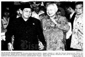 Bisnis Historia : Soeharto Hindari DPR dan Kejagung, Terima Gus Dur