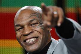 10 Tingkah Aneh Mike Tyson: Tantang Gorila hingga Bergulat dengan Harimau