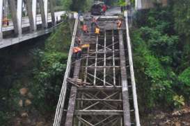 PUPR Kebut Rekonstruksi Jembatan Gantung Sukadana