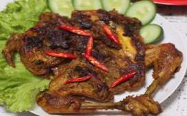 Masak Akhir Pekan, Ini Resep Ayam Bekakak Khas Sunda