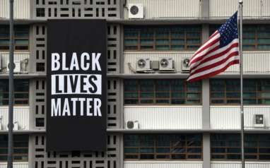 Bendera Black Lives Matter dan Bendera LGBT Dicopot Dari Kedubes US di Seoul