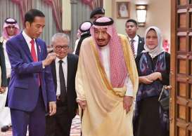 KABAR PASAR: 'Karpet Kusut' Investasi, Raja Salman di Tengah Pusaran Konflik