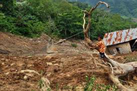 Update Longsor Tarakan, 11 Orang Meninggal, 19 Unit Rumah Rusak