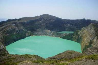 Protokol Kesehatan Danau Kelimutu