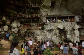 Wisata Kuburan dan Mengenal Ritual di Tana Toraja