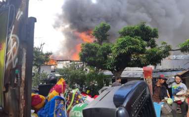 Puluhan Rumah Terbakar di Benhil, Jakarta Pusat. Tak Ada Korban Jiwa