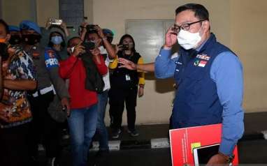 PROTOKOL KESEHATAN : Ridwan Kamil Temukan Saksi Tak Dilengkapi Face Shield