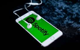 MUSIK STREAMING : Mengoptimalkan Fungsi Playlist Spotify