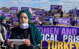 Kaum Perempuan Turki Protes Pelanggaran HAM Terhadap Wanita