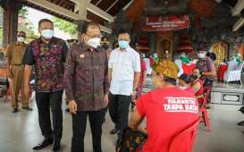 Vaksinasi Massal di Ubud Pakai Sistem Banjar 