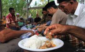 Kenduri Jeurat, Tradisi Makan Bersama di Pemakaman saat Lebaran