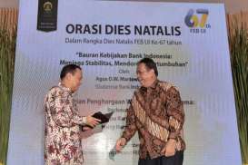 Jokowi Ubah Aturan Rangkap Jabatan Rektor UI, Nasib Ari Kuncoro?