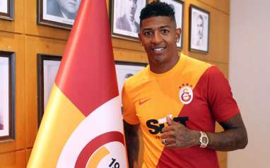 Bek Timnas Belanda Patrick van Aanholt Perkuat Galatasaray