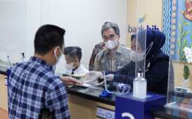 Direksi bank bjb Turun Langsung Layani Nasabah di Palembang