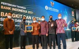 BPD Bali Sabet Penghargaan Bank Pendukung UMKM Terbaik