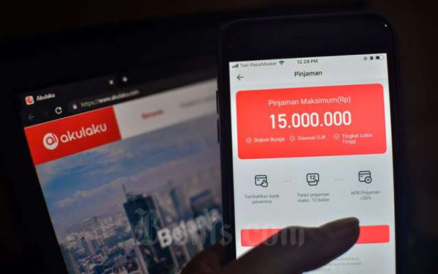 Kasak-kusuk Akulaku Mencuil Bisnis Motor Listrik