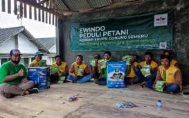 Ewindo Beri Bantuan kepada Petani Sayuran di Lumajang